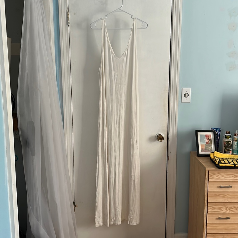 Ivory flowy dress.